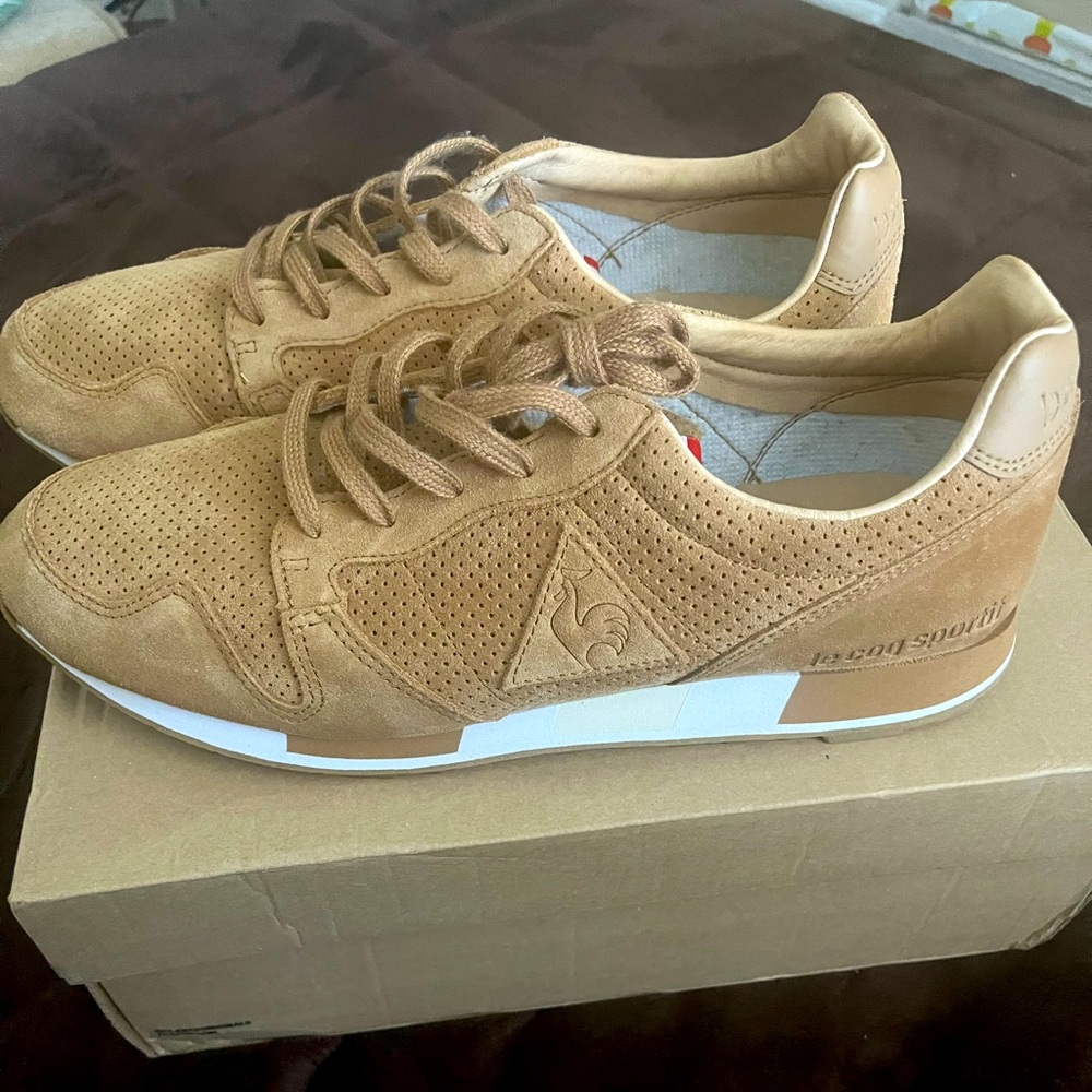Le Coq Sportif Omega 86 Khaki Suede Limited Edition Tan Sneakers
